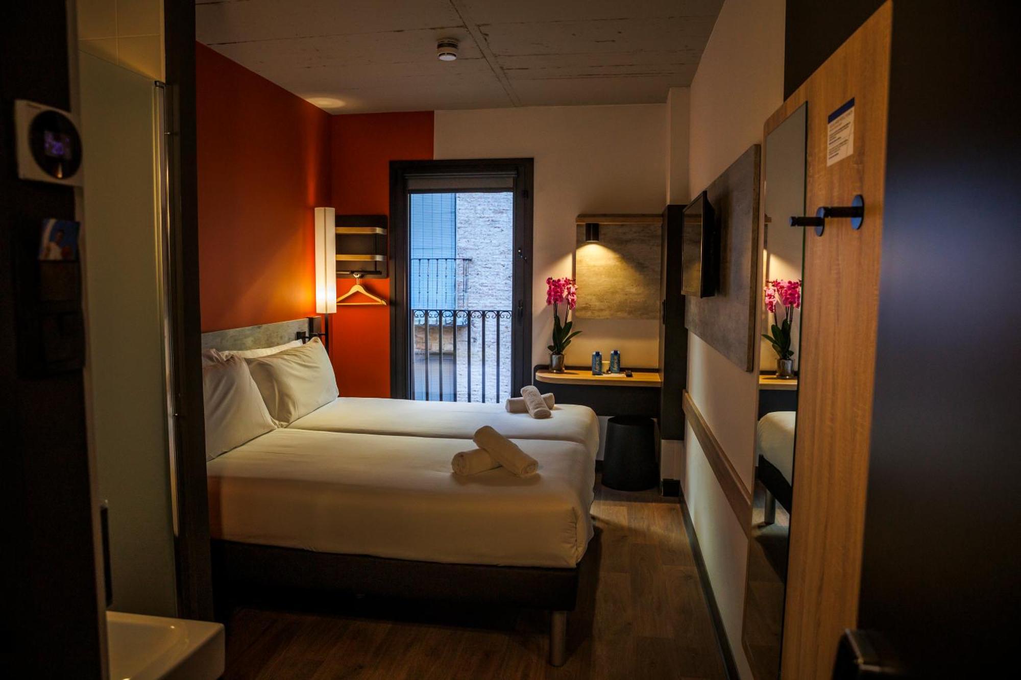 Ibis Budget Logrono Centro Екстер'єр фото