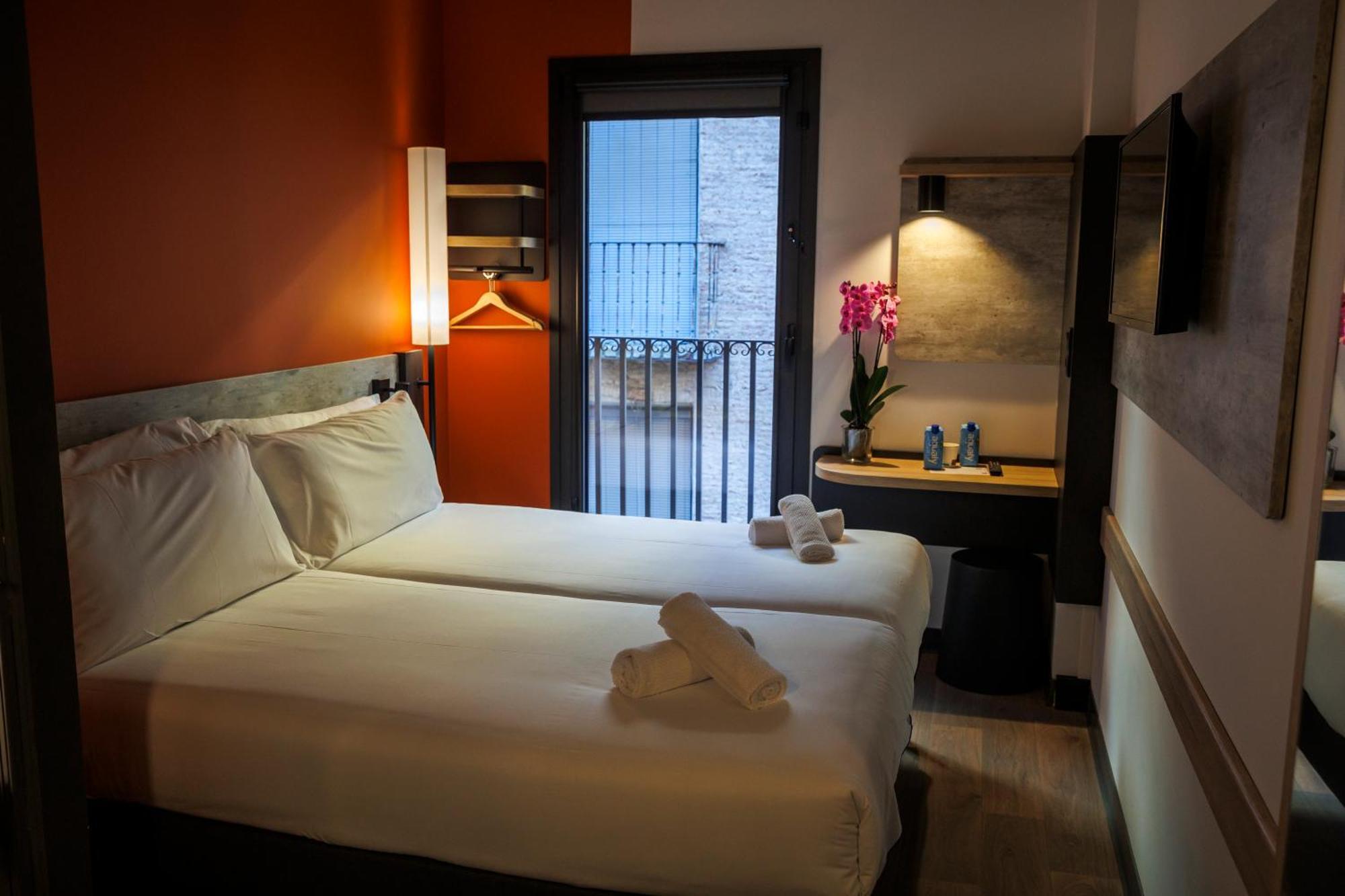 Ibis Budget Logrono Centro Екстер'єр фото