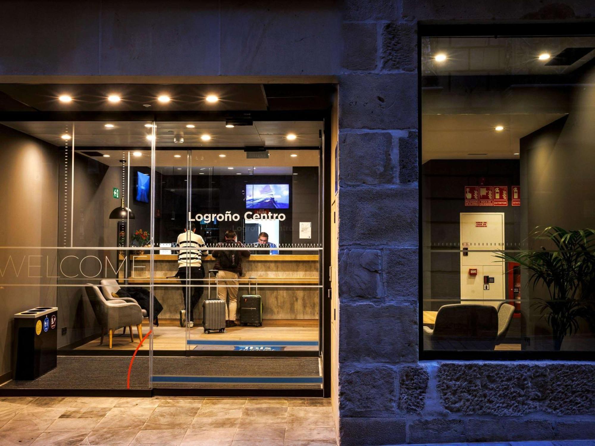 Ibis Budget Logrono Centro Екстер'єр фото