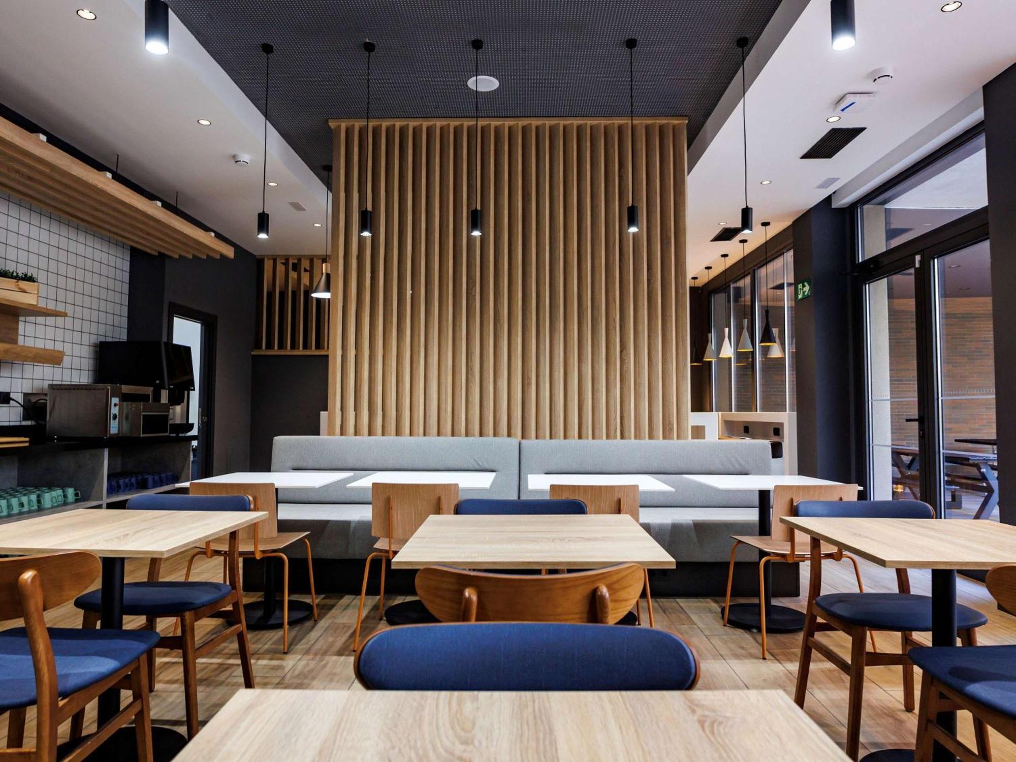 Ibis Budget Logrono Centro Екстер'єр фото