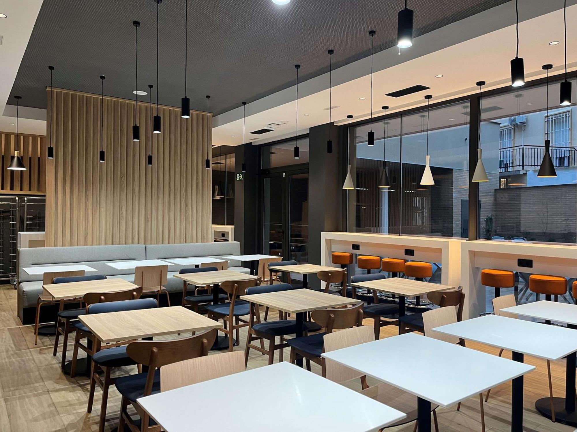 Ibis Budget Logrono Centro Екстер'єр фото