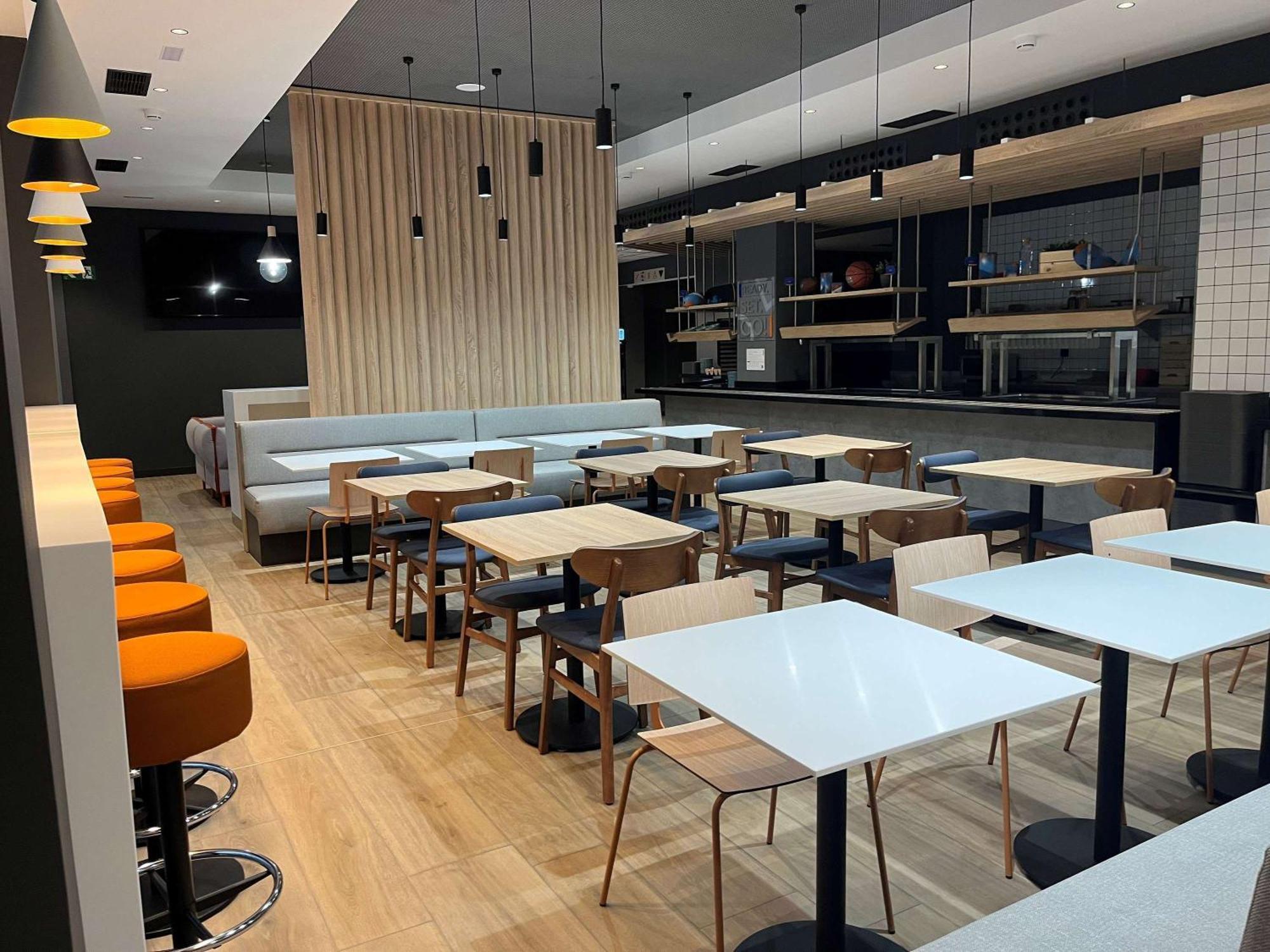 Ibis Budget Logrono Centro Екстер'єр фото